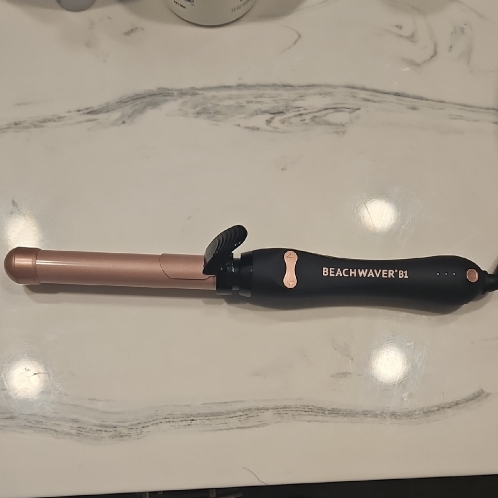 Beachwaver Black and Rose Gold Curling Iron